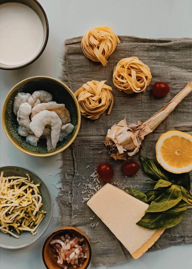 Pasta met gamba’s en spek in citroen-knoflooksaus Buufenbuuf recepten