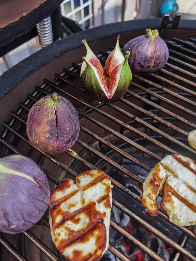 salade_halloumi_vijgen_steak_kamado