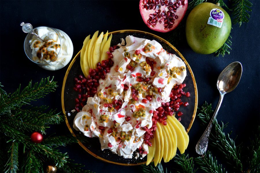 Recept voor heerlijk toetje smashed pavlova met exotische vruchten van Eatme | buuf-buuf.nl 